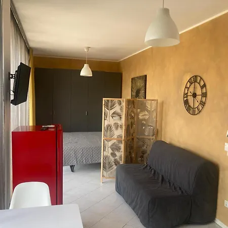 Gerenzano Apartments * Gerenzano